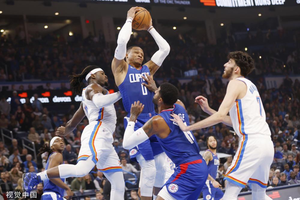 年轻球员常 年轻球员常